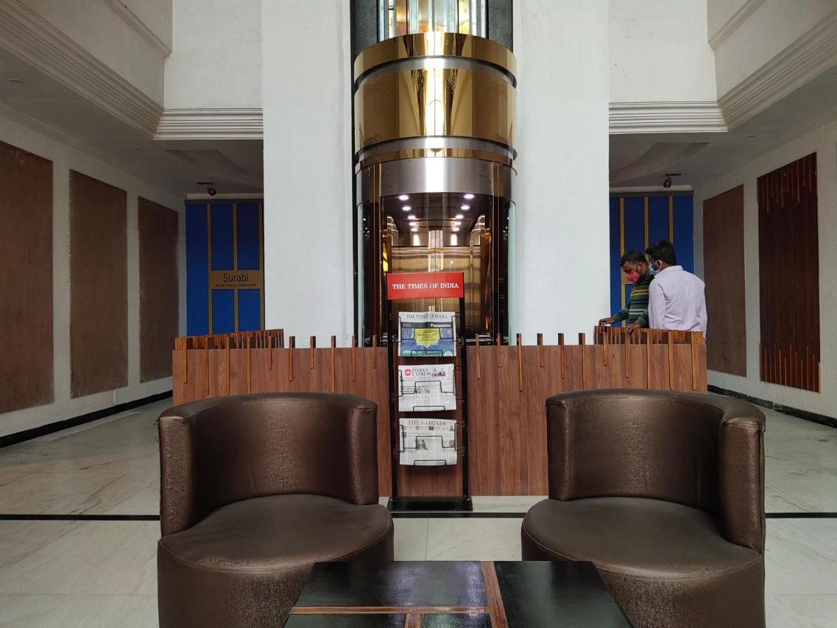 Zip By Spree Hotels Surabi International ฮอร์นีเบ็ชวา ภายนอก รูปภาพ
